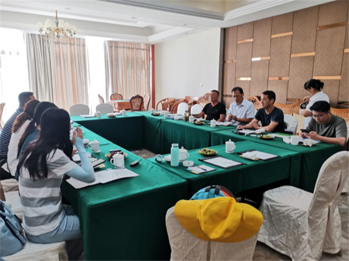 9月3日，中農富通調研組兵分兩路對南京高淳區(qū)武家嘴現代農業(yè)產業(yè)示范園區(qū)和棲霞區(qū)龍?zhí)冬F代農業(yè)產業(yè)示范園區(qū)的調研工作。(圖2)